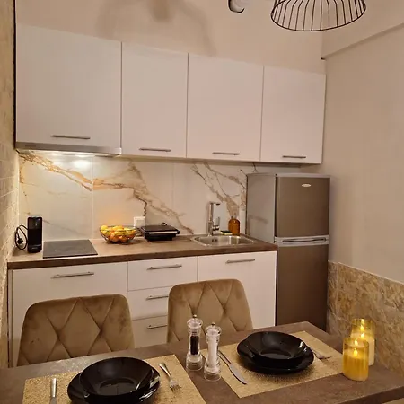 Garden Apartment Sparta